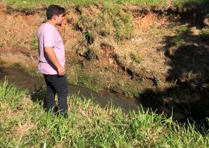 Diego Costa pede análise da Defesa Civil para evitar possíveis desabamentos nas encostas dos Rios no Jardim Carambeí