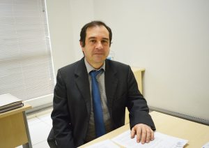 Alexandre Pierroni cobra Plano de Ação Municipal quanto ao déficit de aprendizagem e evasão escolar dos alunos
