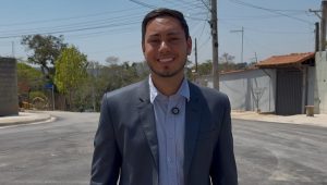 Rua do Bairro Vinhedos é asfaltada após solicitação do Vereador William Albuquerque