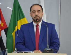 Wanderlei da Qualiser solicita à SABESP ampliação das redes de água e esgoto