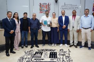Câmara homenageia profissionais de Educação Física em Sessão Solene