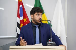 Câmara aprova projeto de Diego Costa que institui a Lei Zek de Segurança ao Parto em São Roque