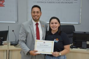 Vereador William Albuquerque homenageia restaurante Bragas com Moção de Congratulações